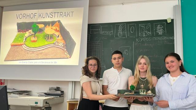 Schoolark 25