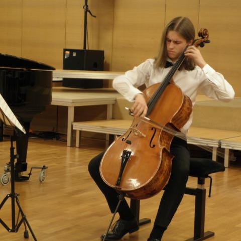 Konzert 4dm