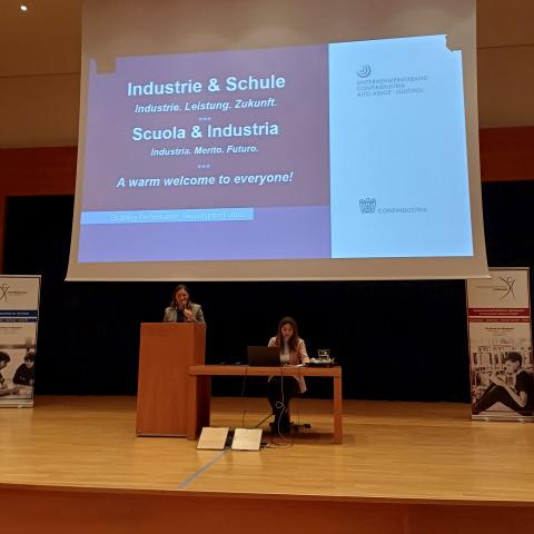 Industrie und Schule 26